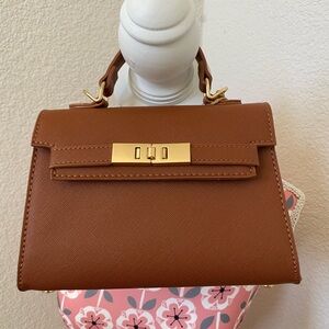 Elegant Brown Handbag